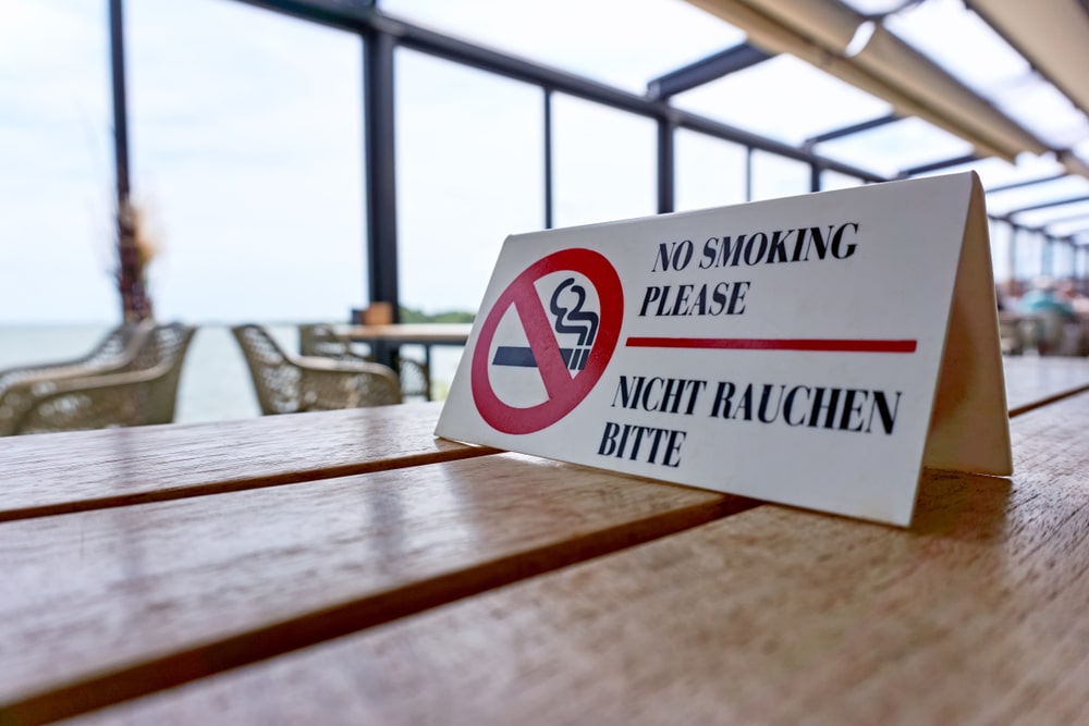 Reisemangel bei Rauchverbot auf Hotelgelände und Strand?